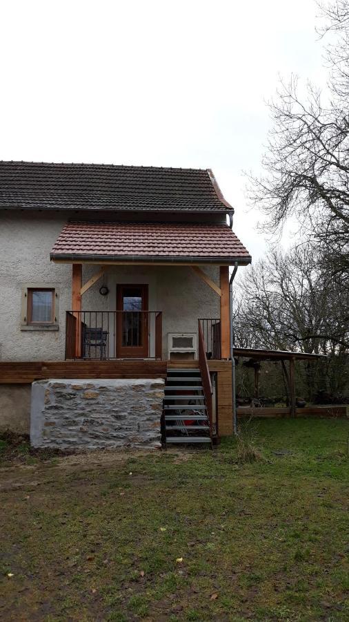 Agreable Gite En Pleine Nature Parmilieu 외부 사진
